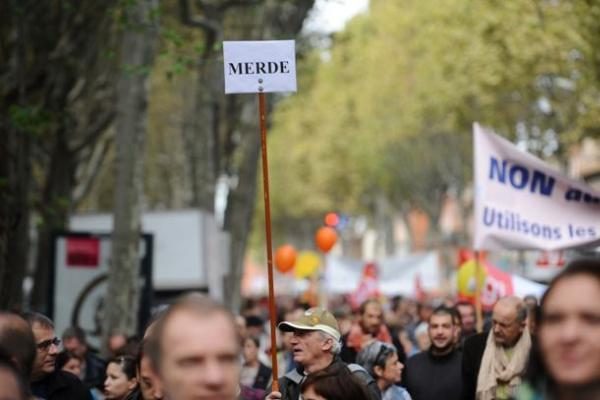 Prancūzijoje vyksta rekordiniai protestai prieš pensijų reformą