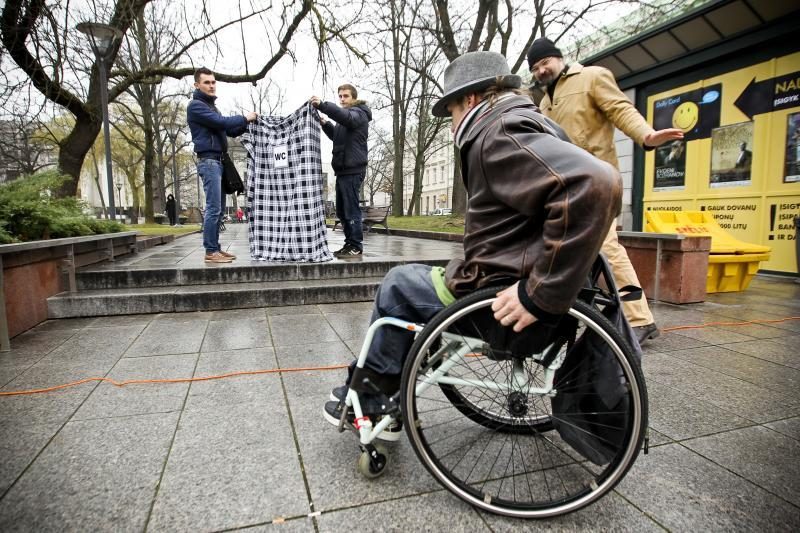 Ar viešuoju tualetu gali naudotis kiekvienas?