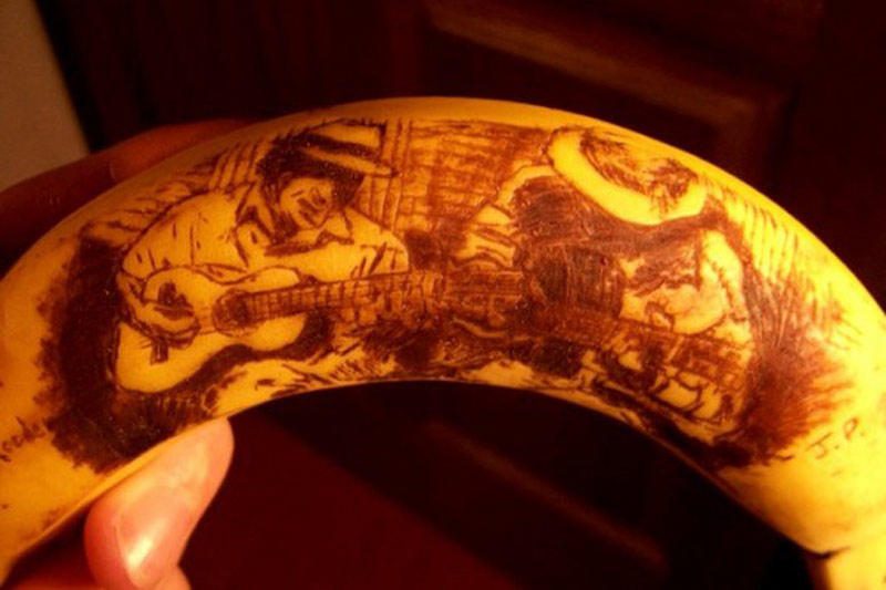 Australas bananus paverčia meno kūriniais (foto)