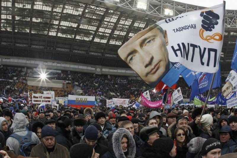 Maskvoje vyksta akcijos Vladimirui Putinui remti