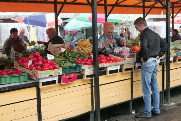 Daržovių kainą Kalvarijų turguje lemia ir pardavėjos nuotaika