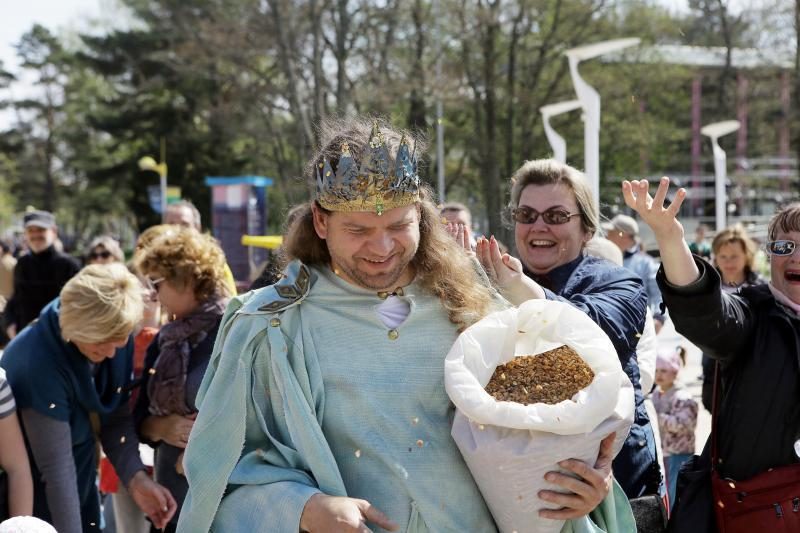 Palangoje šeštadienį gausiai lijo gintarais