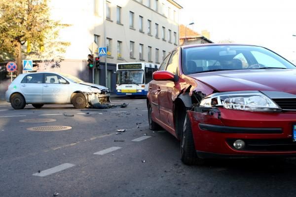 Rytas Klaipėdoje: dvi avarijos ir viena nukentėjusioji