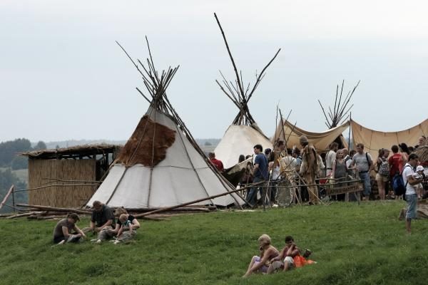 Kernavėje šurmuliuoja Gyvosios archeologijos dienos