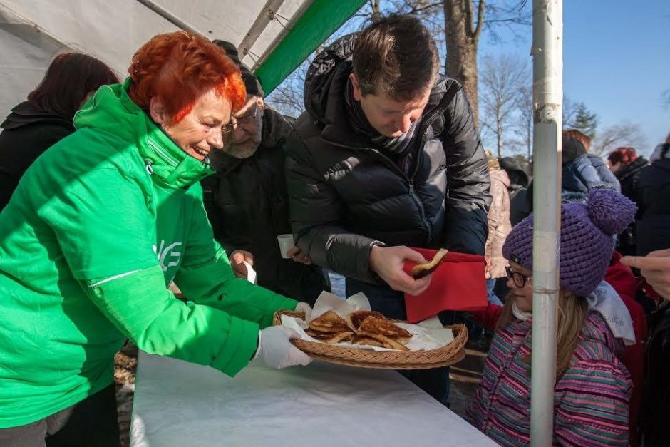 Užgavėnių šventėje Botanikos sode – „optimistiniai“ Onos blynai