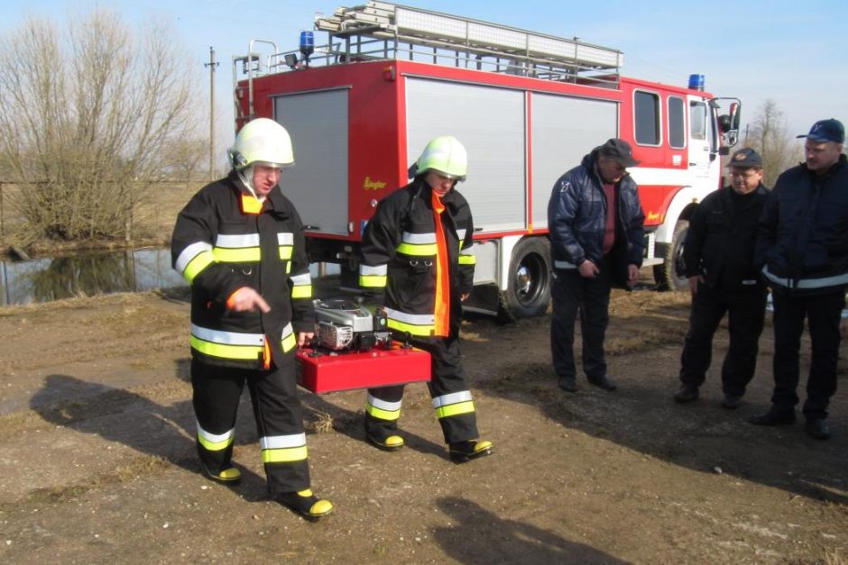 Rajono ugniagesių techniką papildė naujos priemonės