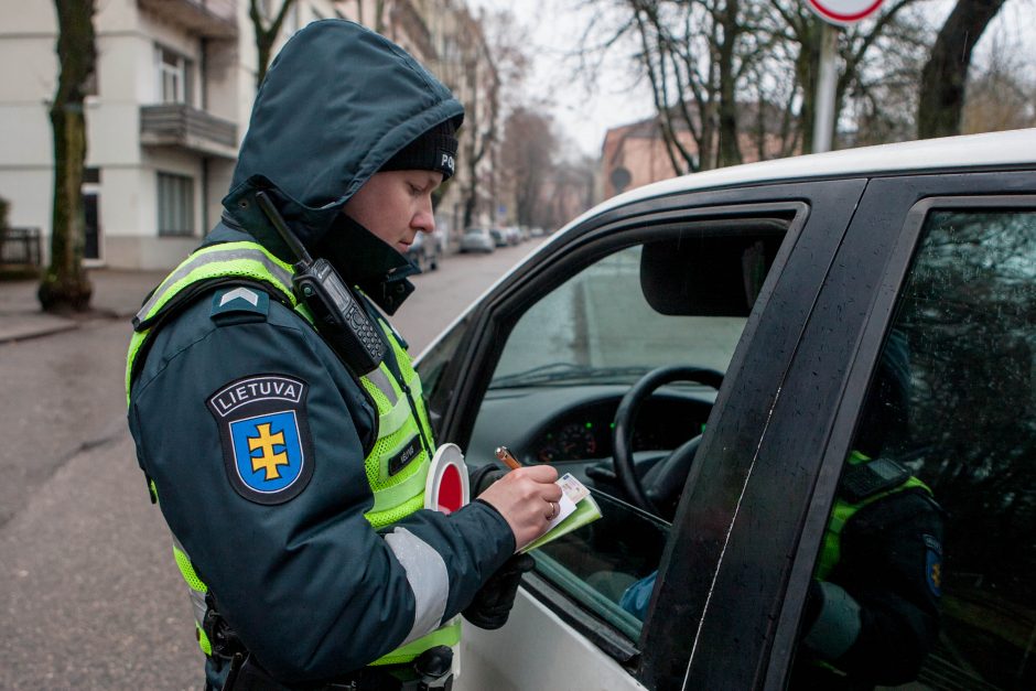 Rytinis reidas: Kauno policiją nustebino nedrausmingi vairuotojai