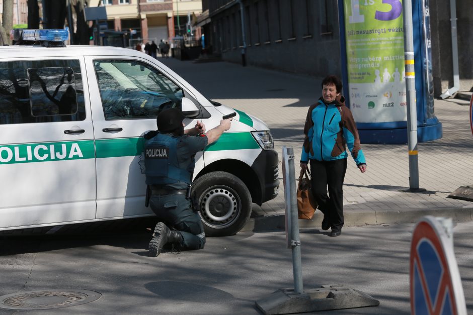 Miesto centre – daugybė policijos, aidėjo šūviai