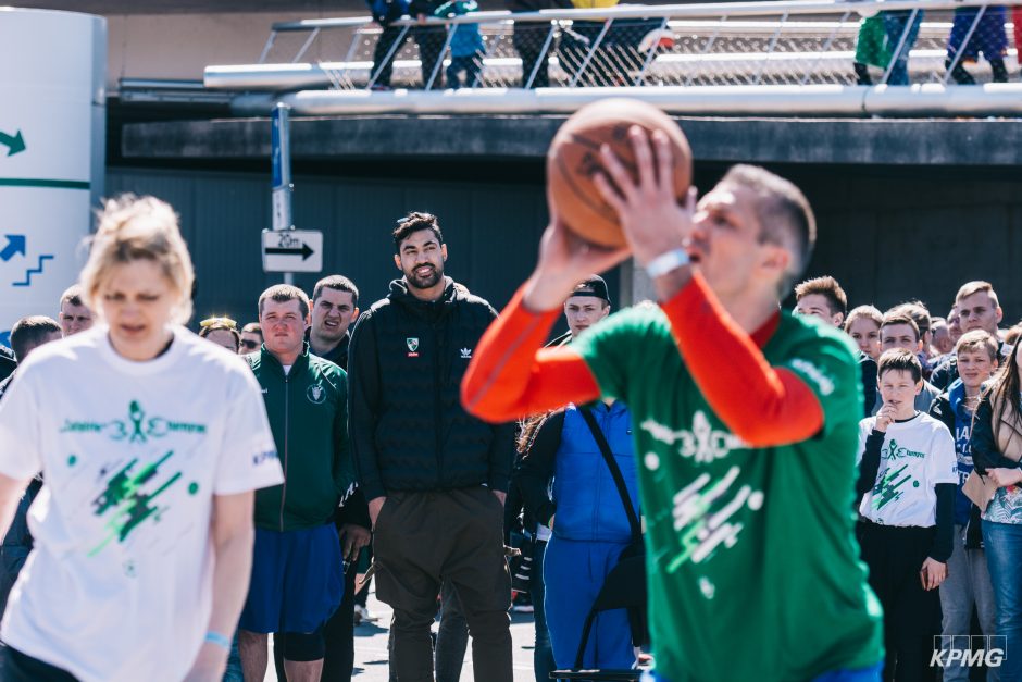 Kauniečius išjudino „Žalgirio“ 3×3 turnyras: rungėsi ir neįgalieji