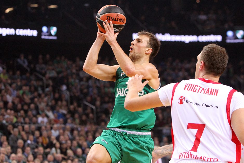 „Žalgiris“ neprilygo „Baskonia“ krepšininkams