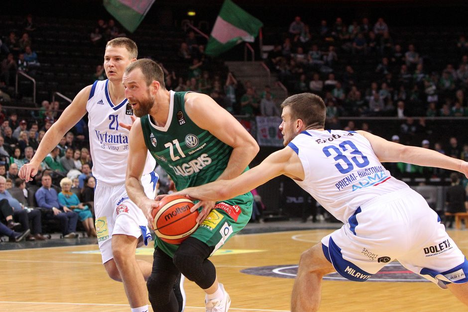 Lengvas pasivaikščiojimas: „Žalgiris“ –  „Vytautas“ 97:54