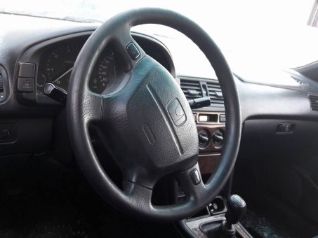 Skelbimas - Honda Accord, 2.0 l., Sedanas