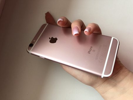 Skelbimas - Parduodamas Apple iPhone 6S rose gold 16GB