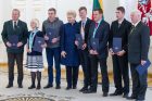 Prezidentė pasveikino specialiosios olimpiados dalyvius Prezidentė pasveikino specialiosios olimpiados dalyvius