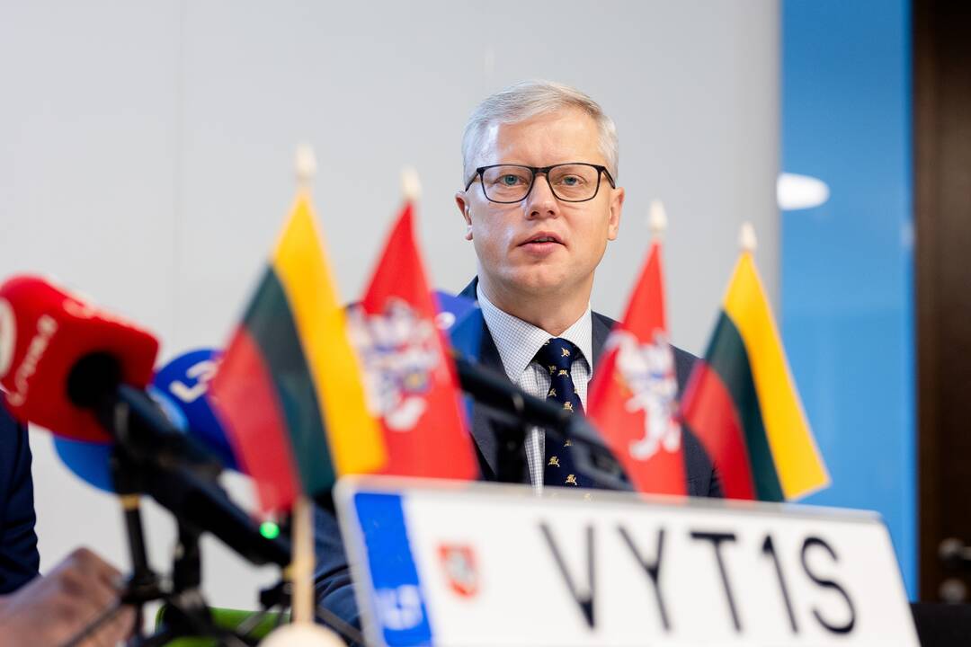 Pristatytas naujojo dizaino numerio ženklas su Lietuvos valstybės herbu – Vyčiu