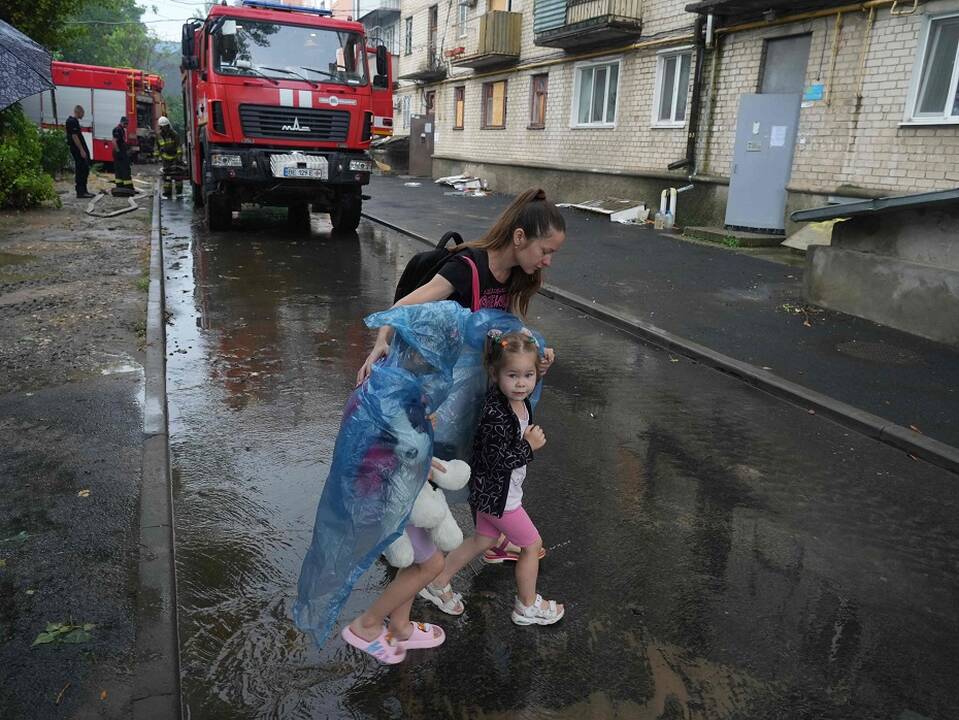 512-oji karo Ukrainoje diena
