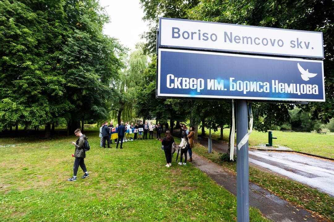 Piketas Boriso Nemcovo skvere