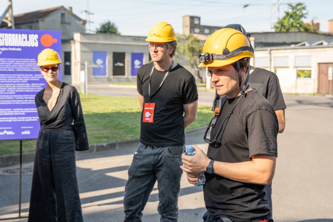 Meninė instaliacija Petrašiūnų elektrinėje