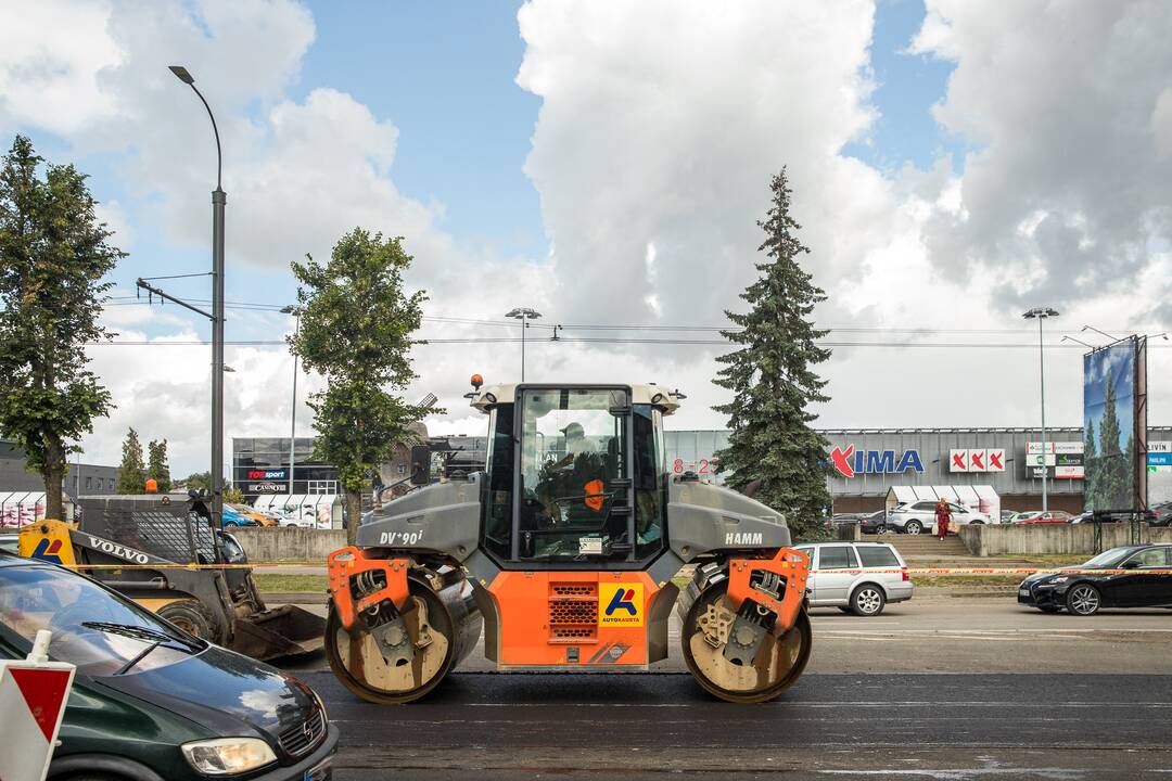 Remontuojamas Savanorių prospektas
