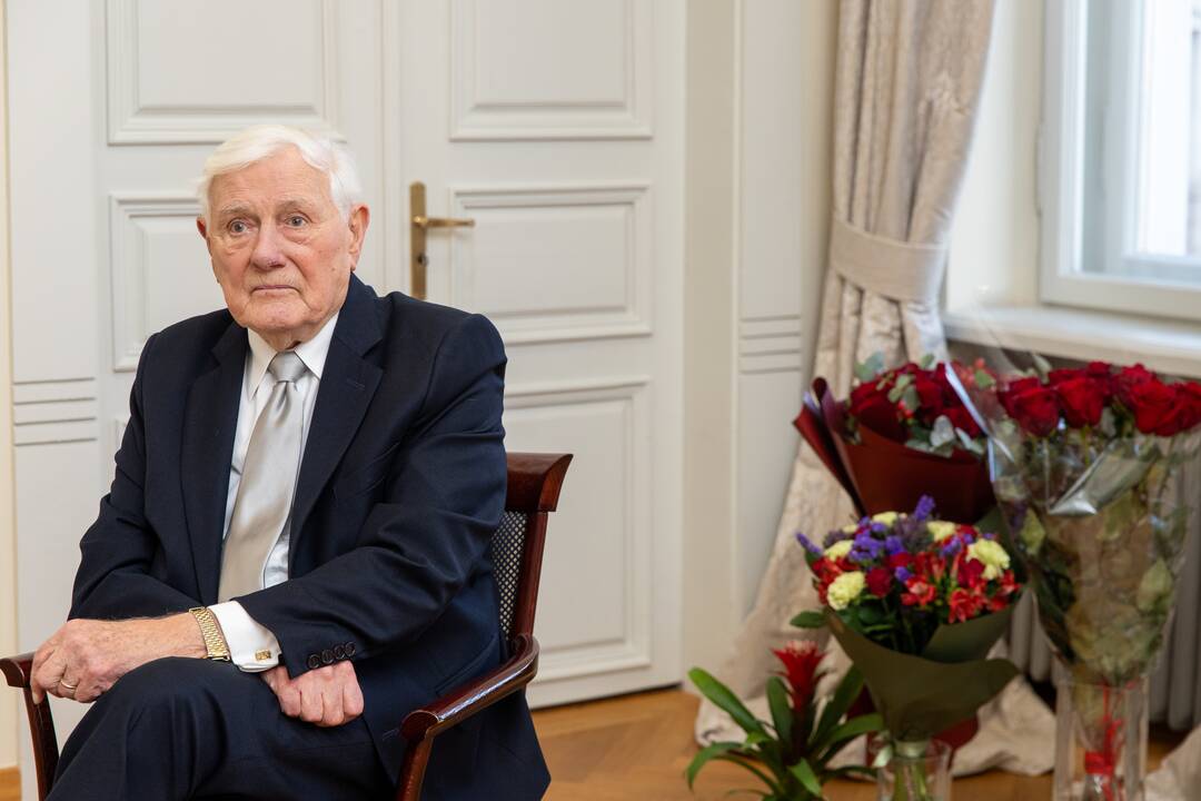 Valdo Adamkaus gimtadienis Kaune
