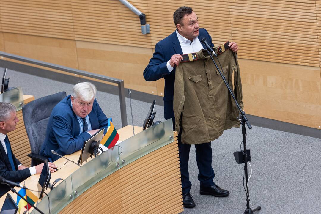 Generalinės prokurorės pranešimas dėl P. Gražulio neliečiamybės atėmimo