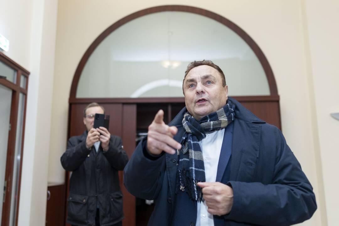 KT pradėjo P. Gražulio apkaltos bylą