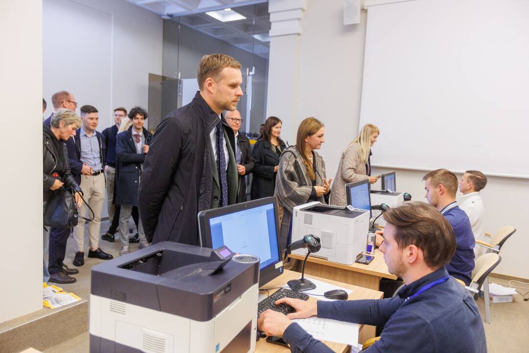 2024-ųjų Seimo rinkimai: tęsiasi išankstinis balsavimas