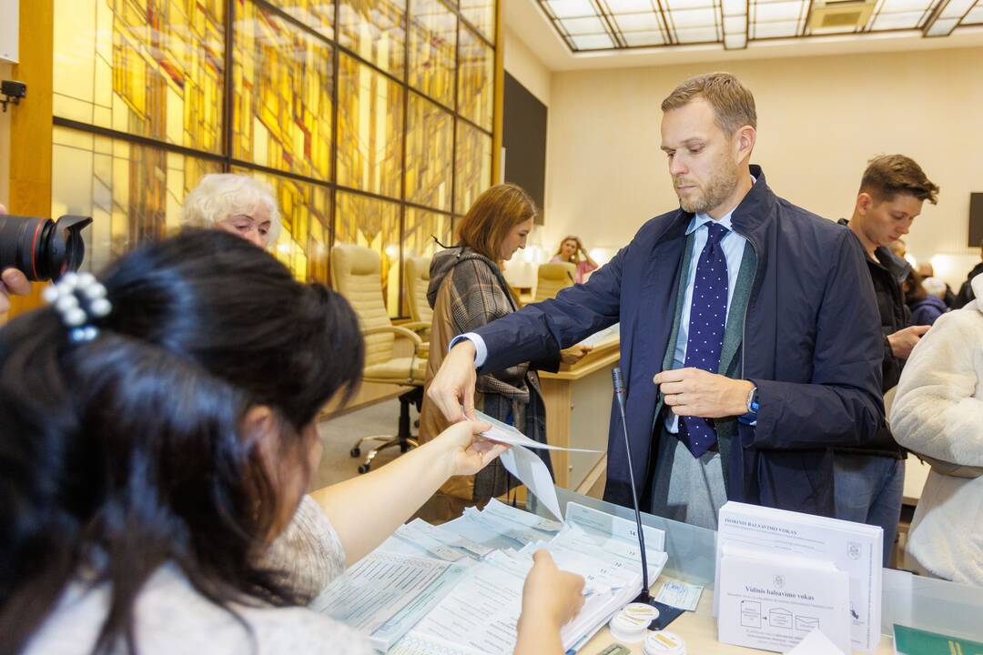2024-ųjų Seimo rinkimai: tęsiasi išankstinis balsavimas
