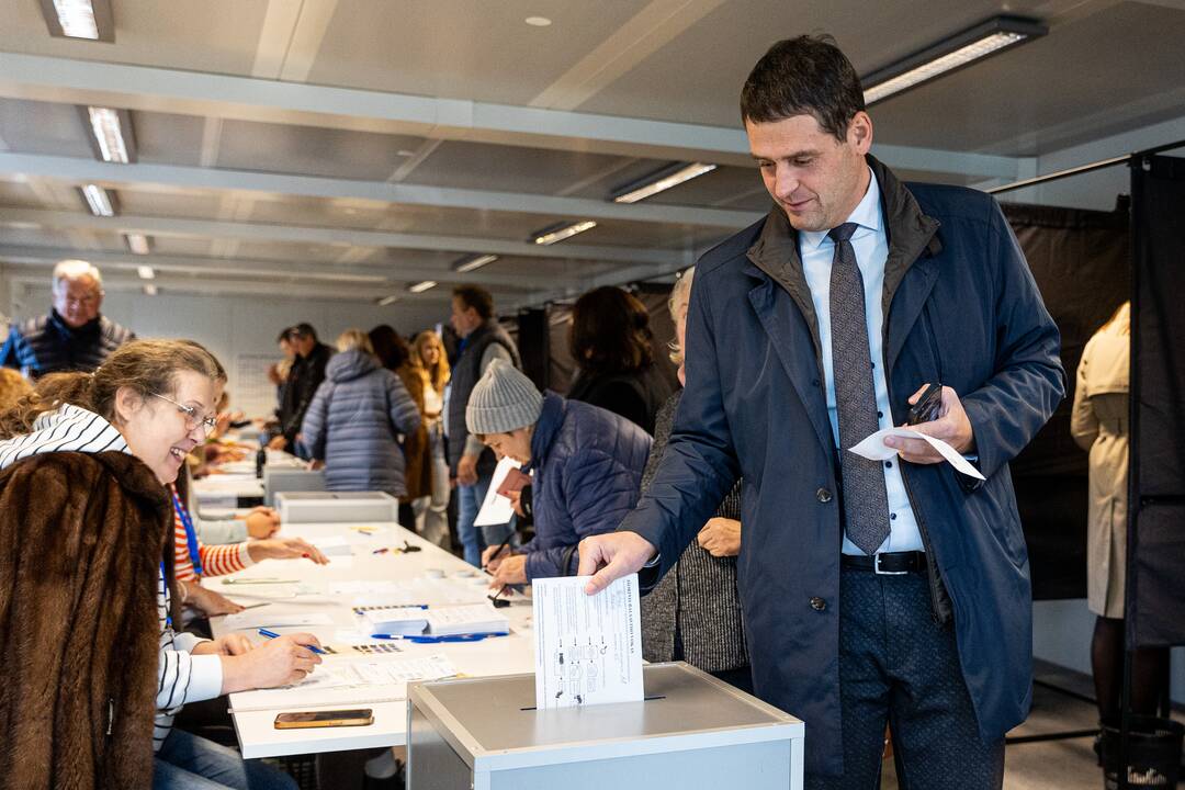 2024-ųjų Seimo rinkimai: tęsiasi išankstinis balsavimas