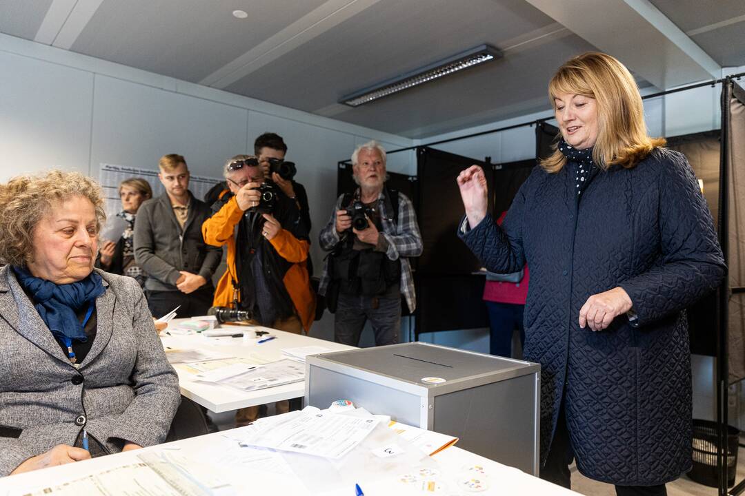 2024-ųjų Seimo rinkimai: tęsiasi išankstinis balsavimas