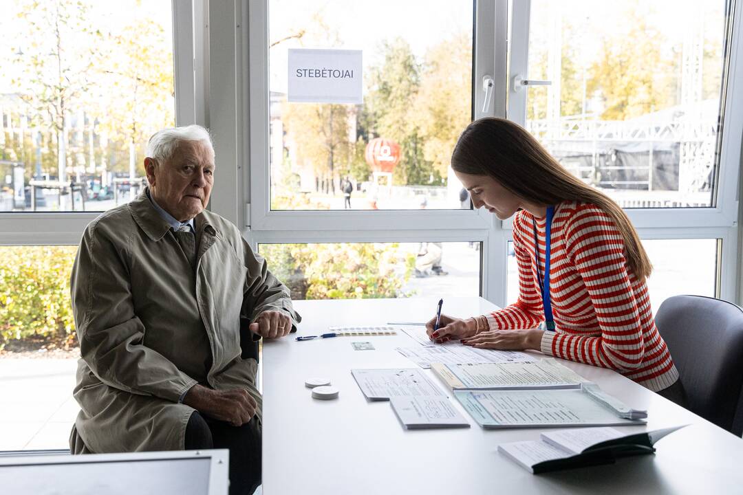 2024-ųjų Seimo rinkimai: tęsiasi išankstinis balsavimas