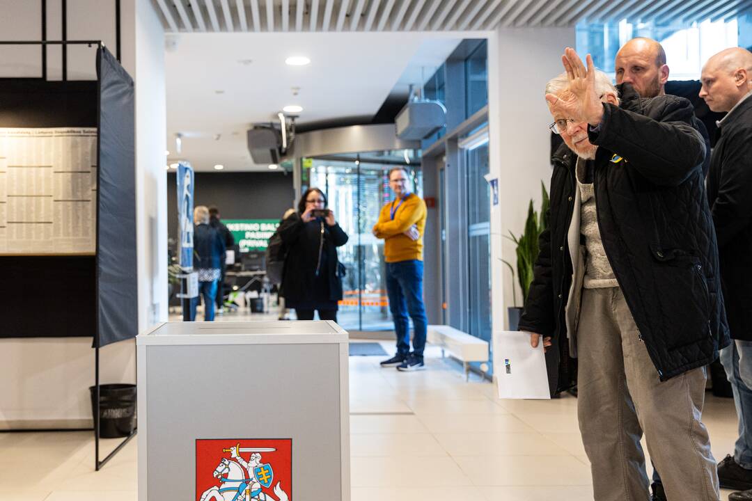 2024-ųjų Seimo rinkimai: tęsiasi išankstinis balsavimas