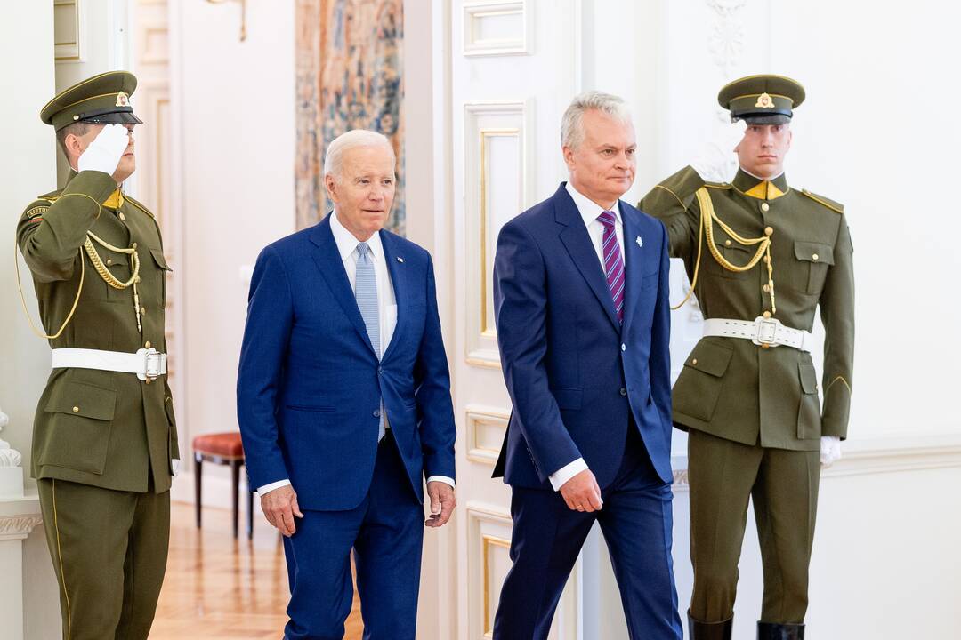 J. Bidenas Vilniuje susitiko su G. Nausėda