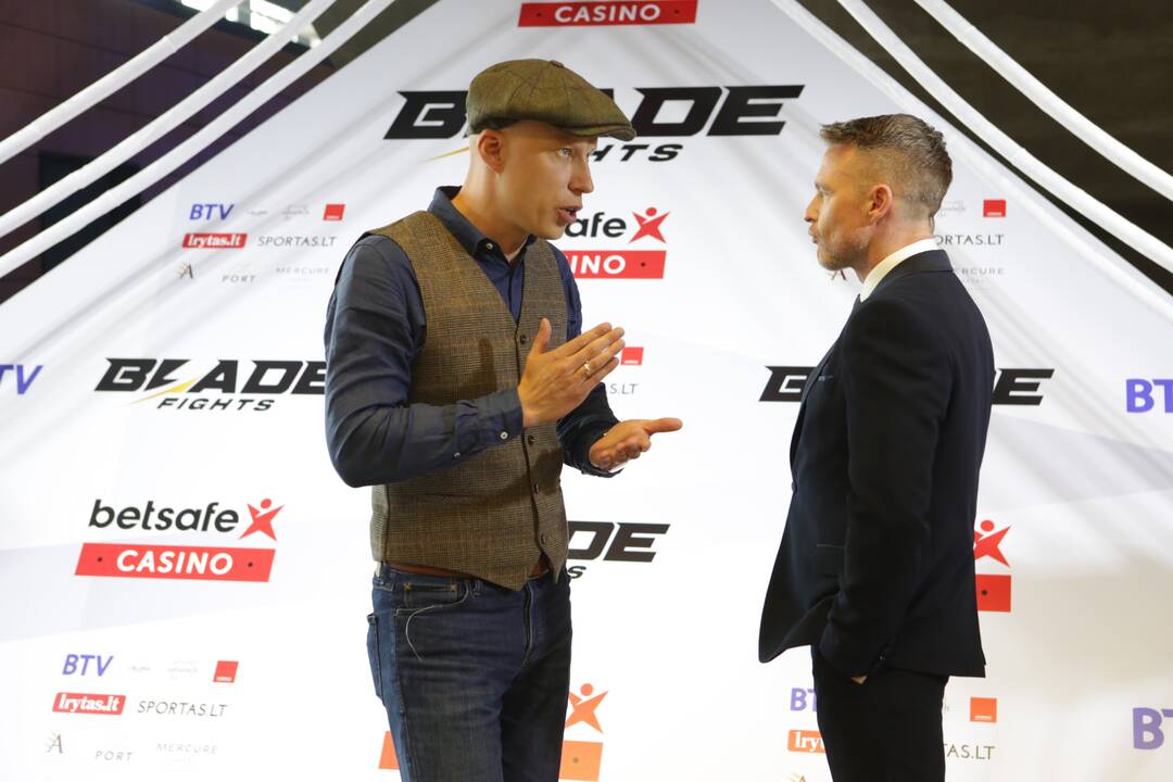 Žiūrovų kraują kaitino „Blade fights“ turnyras