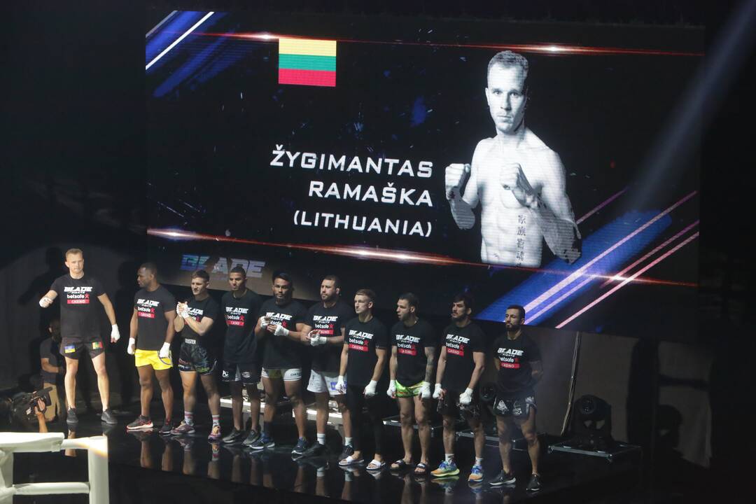 Žiūrovų kraują kaitino „Blade fights“ turnyras