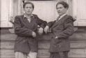  Poetas: nežinomo autoriaus 1949–1950 m. darytoje nuotraukoje – K. Kubilinskas (kairėje) su A. Skinkiu.