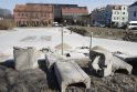 Klaipėdiečiai sunerimo, kad įsibėgėjus pavasariui vis nebaigiama remontuoti Karlskronos aikštė.