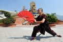 Nepalo vienuolės praktikuoja  kung fu   