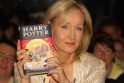 Rašytoją J.K.Rowling žurnalų redaktoriai pripažino įtakingiausia moterimi Britanijoje