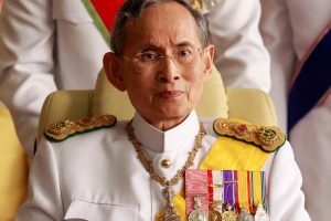 Po ilgai trukusios ligos mirė Tailando monarchas 