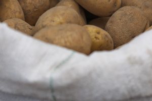 Baigiantis žiemai itin atidžiai maistui ruoškite bulves