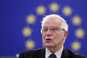 J. Borrellis: negali būti diskutuojama apie Europos saugumą nedalyvaujant ES