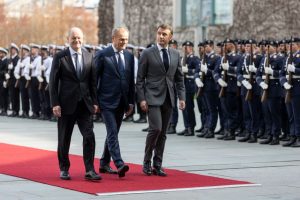 Vokietijos, Prancūzijos ir Lenkijos lyderiai susitiko aptarti paramos Ukrainai