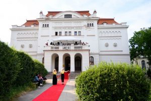 Vilniaus senasis teatras neberodys Rusijos politiką palaikančių kūrėjų spektaklių