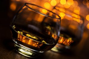 Vyriausybė siūlo įteisinti alkoholio dovanojimą reprezentacijai