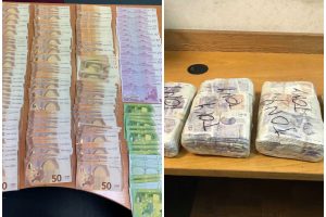 Muitininkai pričiupo pinigų kontrabandą: gabentojai teigė „pamiršę“ pinigus deklaruoti