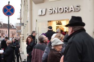 „Snoro“ banko byla – jau finišo tiesiojoje