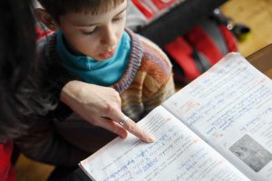 Tik maža dalis lietuvių vaikų užsienyje sistemingai mokosi lietuvių kalbos
