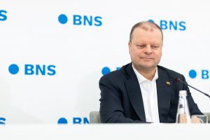 S. Skvernelis: gynybos mokestis gali apimti akcizų didinimą, bet ne kuro