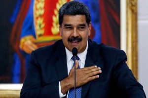 N. Maduro tikisi laimėti opozicijos boikotuojamus Venesuelos rinkimus